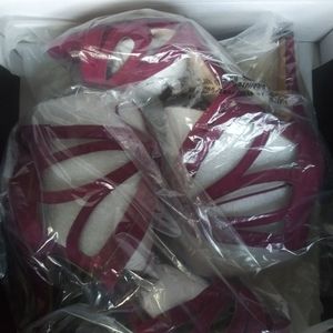 Torrid size 11w beet red scalloped lace up sandals